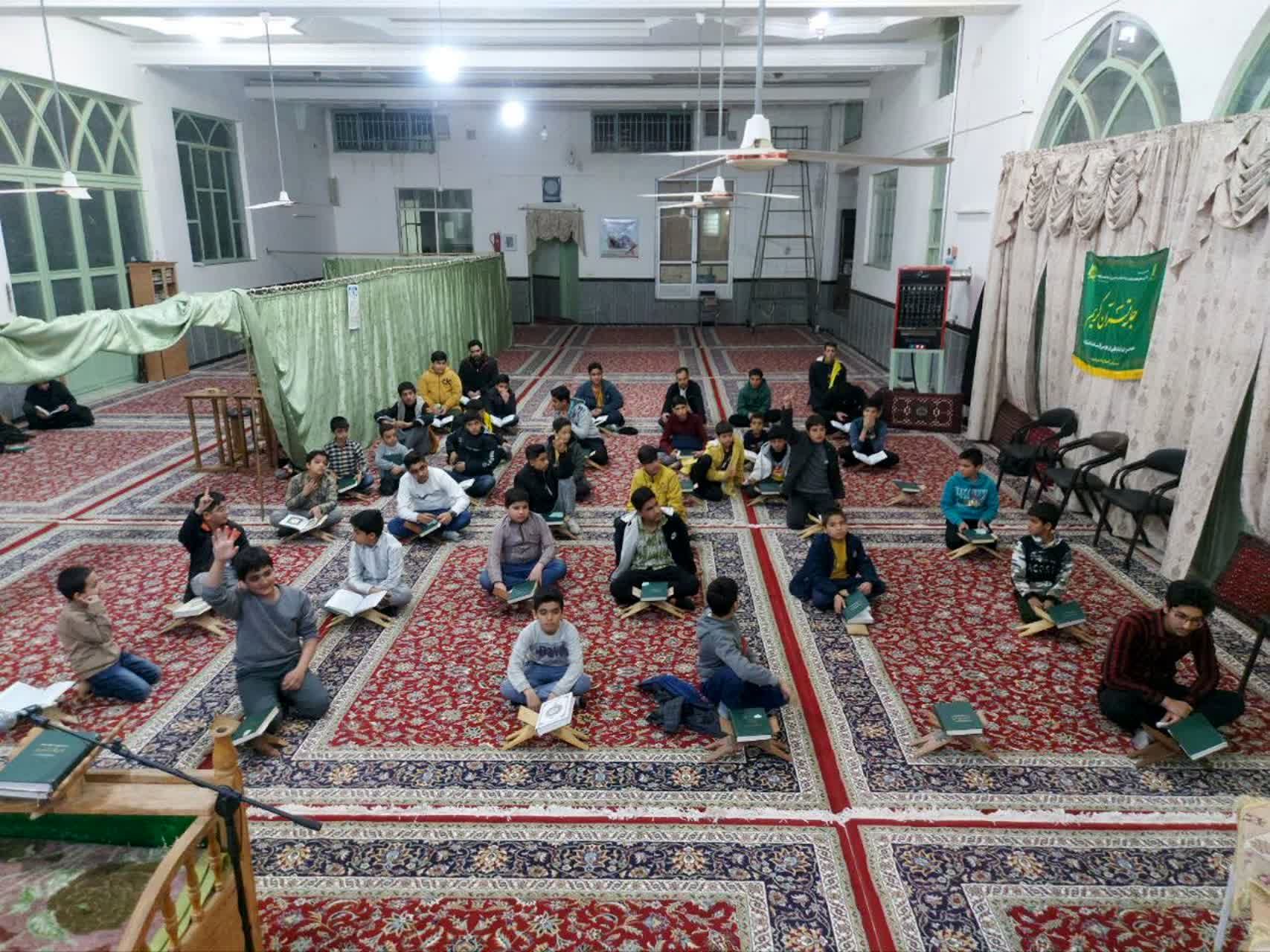 برگزاری جلسه قرآن در نیمه شعبان و ولادت حضرت مهدی(عج)