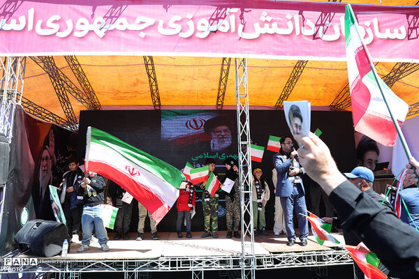 ایستگاه فرهنگی و تربیتی پیشتازان فتح سازمان دانش‌آموزی جمهوری اسلامی ایران در اربعین رهبر شهید