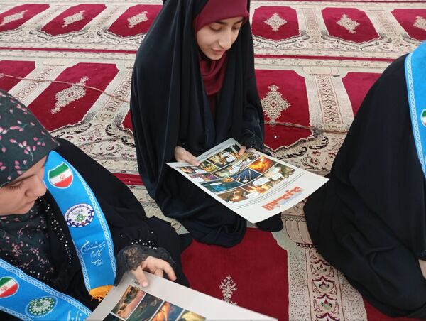 معرفی بسته فرهنگی ایرانمون در جمع معتکفین