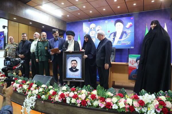 مراسم بزرگداشت استاندار شهید پرواز اردیبهشت در قم
