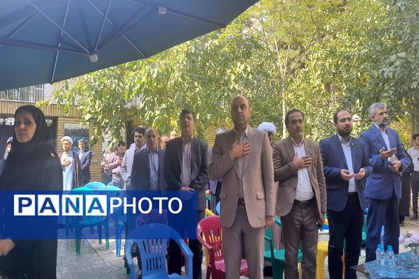 افتتاحیه کافه دخترونه در کانون فرهنگی پانزده خرداد مشهد