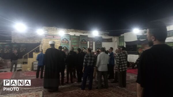 اجتماع عاشقان حسینی در شب اربعین در حسینیه امام رضا(ع)