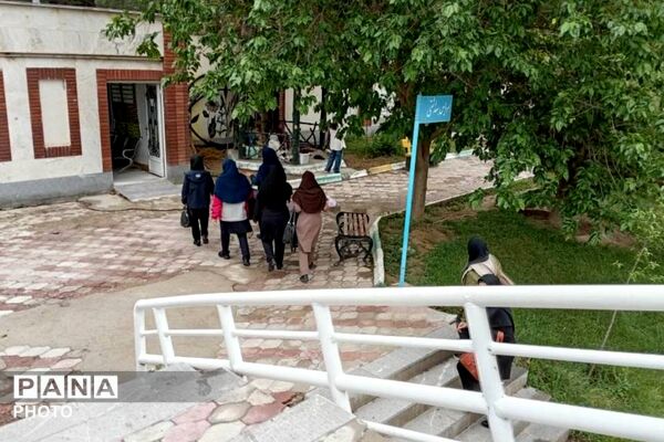 طنین بازی‌های محلی در پارک آفرینش؛ فرهنگیان بجنورد در رقابتی شاد