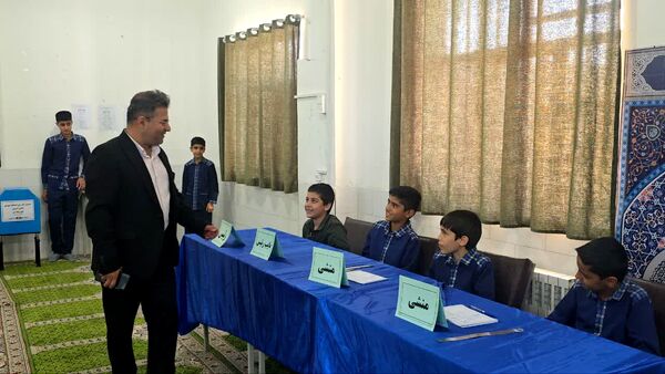 برگزاری انتخابات شورای دانش‌آموزی در مدارس شهرستان بافق