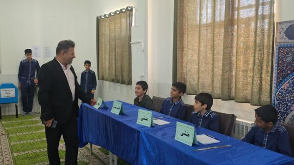برگزاری انتخابات شورای دانش‌آموزی در مدارس شهرستان بافق