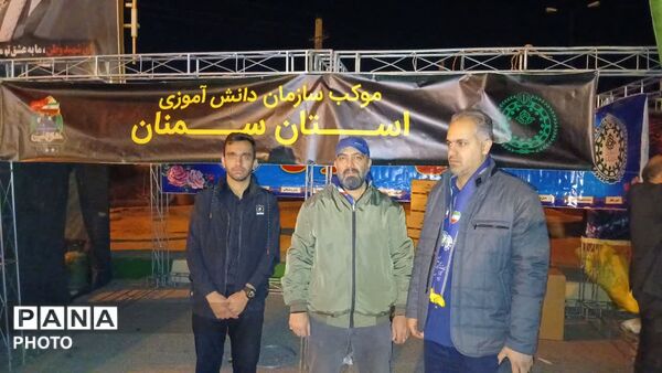 خدمت رسانی اعضای سازمان دانش‌آموزی استان سمنان به مردم در قالب پویش راویان و پیشتازان فتح