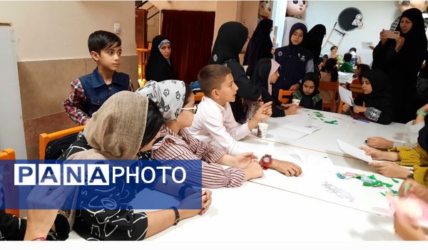هم‌نشینی اعضای مراکز کانون پرورش فکری کودکان و نوجوانان در مشهد