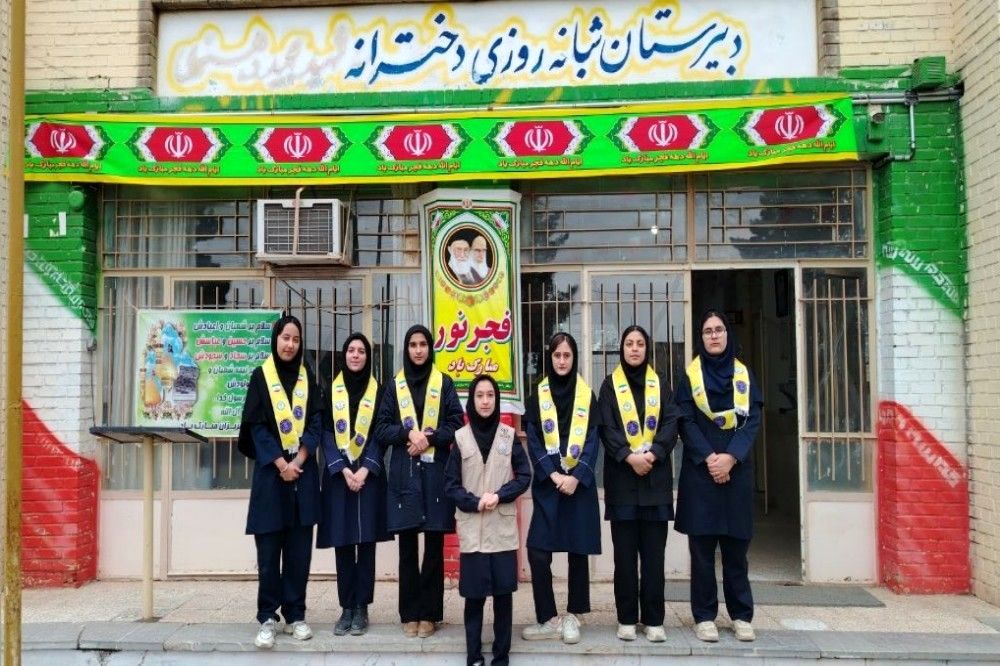 آماده سازی آموزشگاه شهید مجید دهنوی به مناسبت دهه فجر و نیمه شعبان