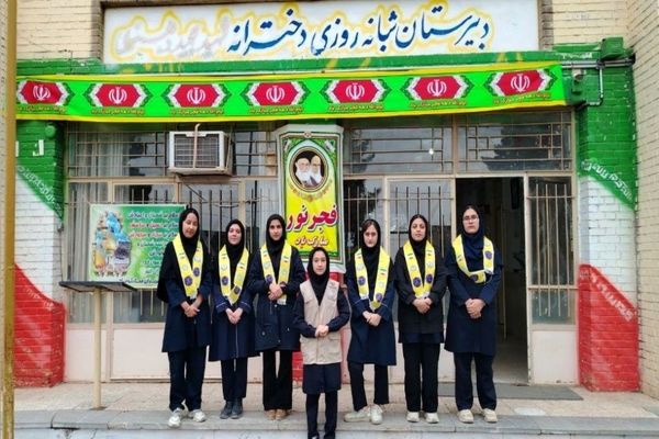 آماده سازی آموزشگاه شهید مجید دهنوی به مناسبت دهه فجر و نیمه شعبان