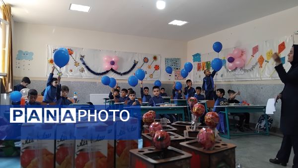 جشن ورود شکوفه‌های محلاتی به کلاس اول