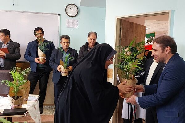 گردهمایی نمایندگان مدیران مناطق شهرستان‌های استان‌‌تهران در بهارستان‌۲
