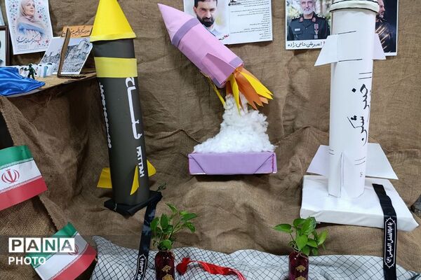 هفته دفاع مقدس در دبستان دخترانه آیین روشن؛ روایت ایستادگی و فداکاری نسل های ماندگار 