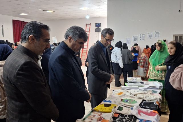 جشنواره "ایران رنگارنگ" در هنرستان سعادت پردیس