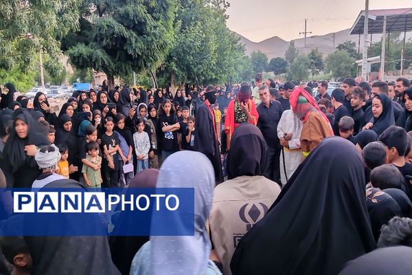 مراسم نمادین آتیش زدن خیمه ها در عصر روز عاشورا در شهر بار