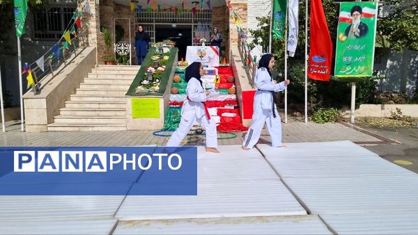 برگزاری المپیاد ورزشی و رقابت سالم دانش‌آموزان دبیرستان آینده‌سازان ناحیه ۴ کرج 