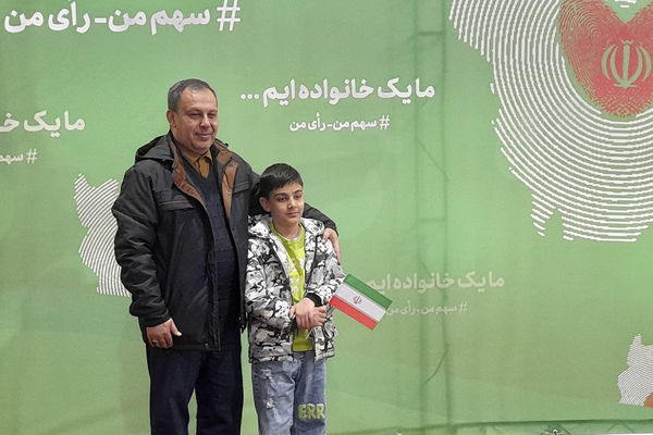 حضور شکوهمند مردم استان مرکزی پای صندوق‌های رأی