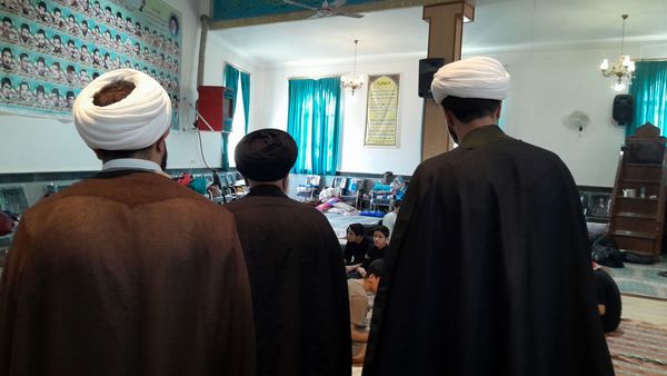 بازدید مسئولین شهرستان از اعتکاف دانش‌آموزی 