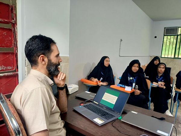 میزگرد تیم‌محور ایران جان: همکاری برای آینده‌ای بهتر