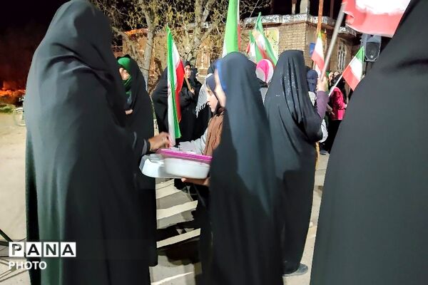 شیعه امام خود را تنها نمی گذارد 