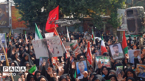 روزی که تاریخ اشک می‌ریزد؛ تشییع شکوهِ بی‌مانند رهبر شهید