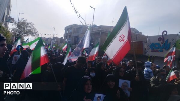قاب های ماندگار از تشیع شهید لاریجانی در حریم امن فاطمی