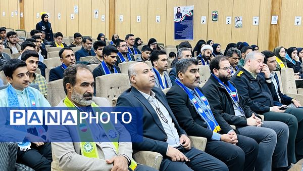 سیزدهمین دوره انتخابات شورای دانش آموزی استان کرمان با حضور قائم مقام سازمان دانش آموزی جمهوری اسلامی ایران