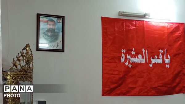 دیدار مسئولان قم با خانواده شهید محمد وزینی اکبر