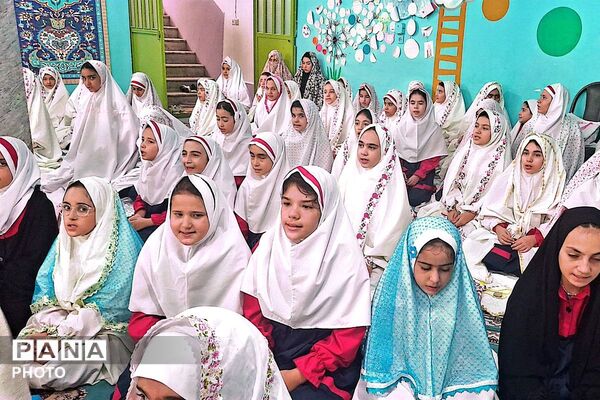 صفی از آرامش در مدرسه صابران یک شهریار