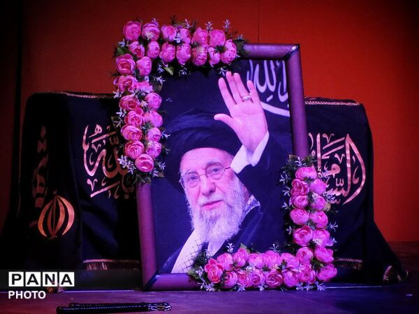 اجرای نمایش ، یاس بی نشان در جمع مردم مبعوث شده شهرستان فلاورجان