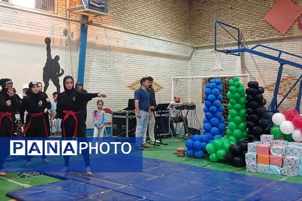 پایان پرشور هفته تربیت بدنی در پیشوا با تجلیل از قهرمانان و هنرمندان ورزشی