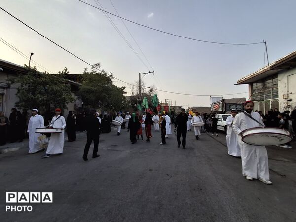 حرکت نمادین کاروان اسرای کربلا در شهر آوه