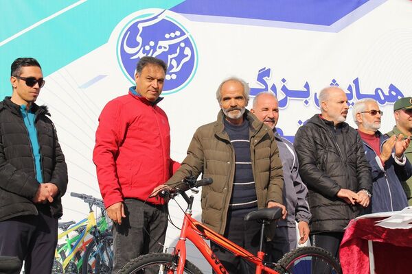  همایش پیاده‌روی خانوادگی در فردیس