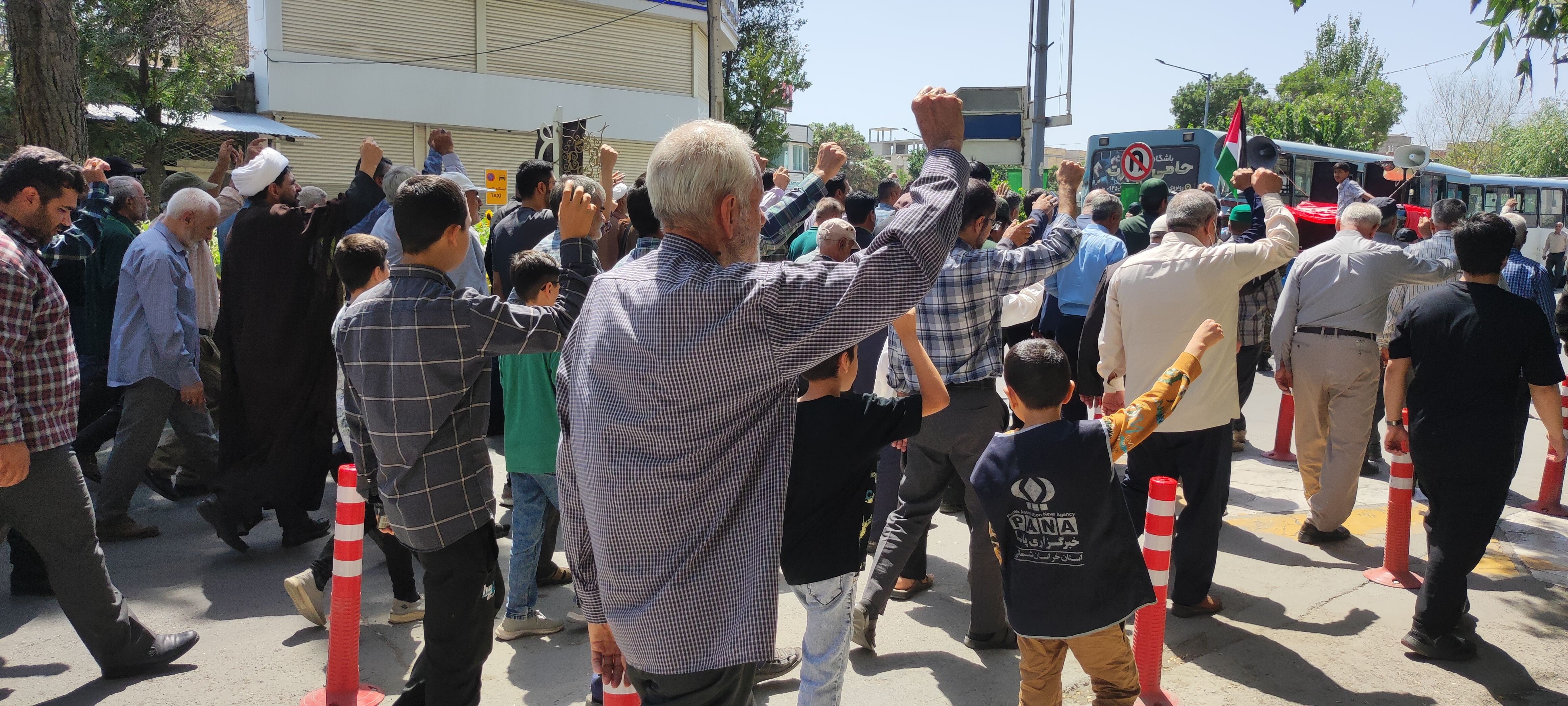 راهپیمایی جمعه‌های خشم و نصر همزمان با سراسر کشور در شیروان