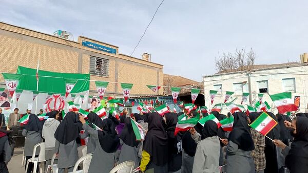جشن باشکوه و پرشور ایرانمون در آموزشگاه دخترانه فاطمیه شهر کلات 