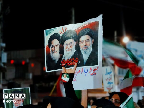 همایش عظیم وفاداری به وطن در گلوگاه