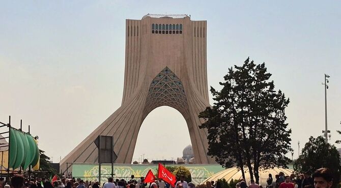 هم‌قدم با غدیر؛ روایت یک روز به‌یادماندنی در تهران