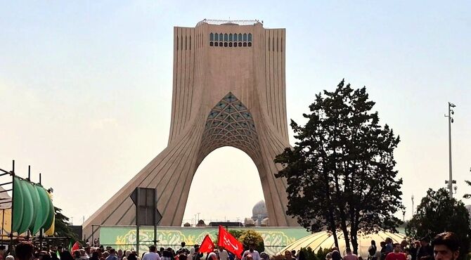 هم‌قدم با غدیر؛ روایت یک روز به‌یادماندنی در تهران