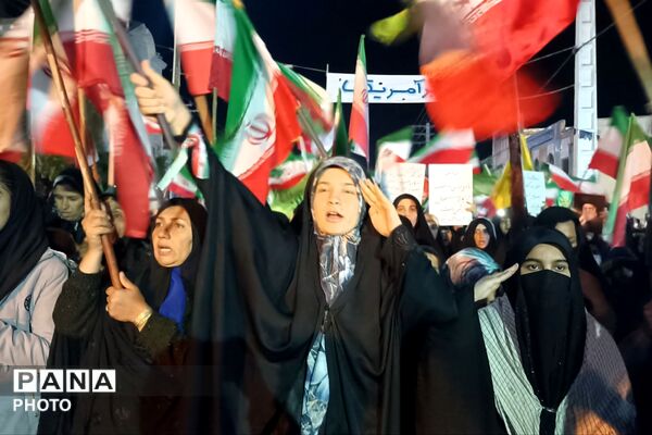  لردگان یک صدا و یک‌دل، جانم فدای رهبر