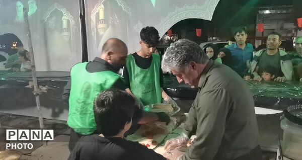 نقش‌ آفرینی معاونت پرورشی و اتحادیه انجمن‌ های اسلامی پلدختر در خدمت‌ رسانی به زائران اربعین