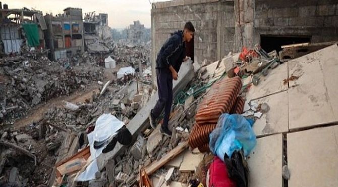 کشف پیکر ۲۵ شهید فلسطینی از زیر آوارهای غزه