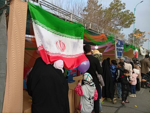 جشن میلاد حضرت مهدی (عج) در امامشهر با برپایی «پیاده‌راه ولی عصر(عج)»