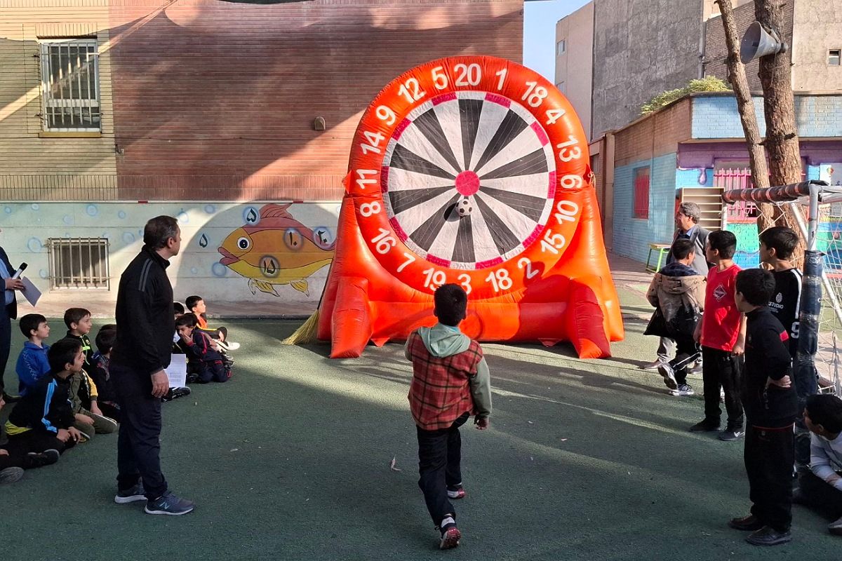 اردوی درون مدرسه ای در دبستان شاهد شهید قدوسی ناحیه دو شهرری 