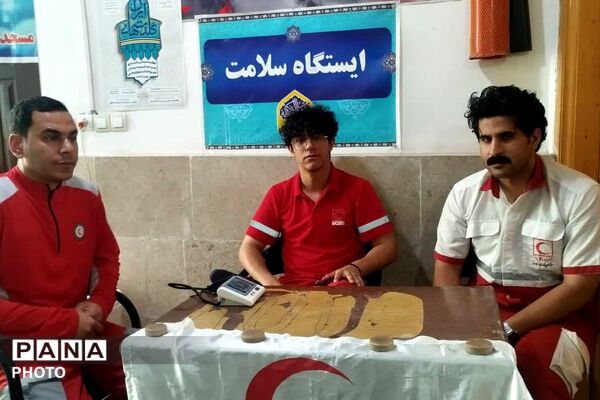 میعادگاه اقتدار و ایمان؛ طنین یاد شهدای والامقام در مصلی فیروزکوه