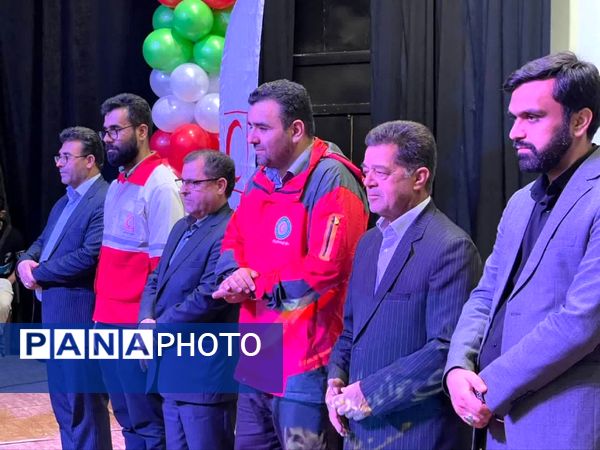 آیین تجلیل از جوانان، امدادگران، داوطلبان و مربیان هلال احمر کاشمر