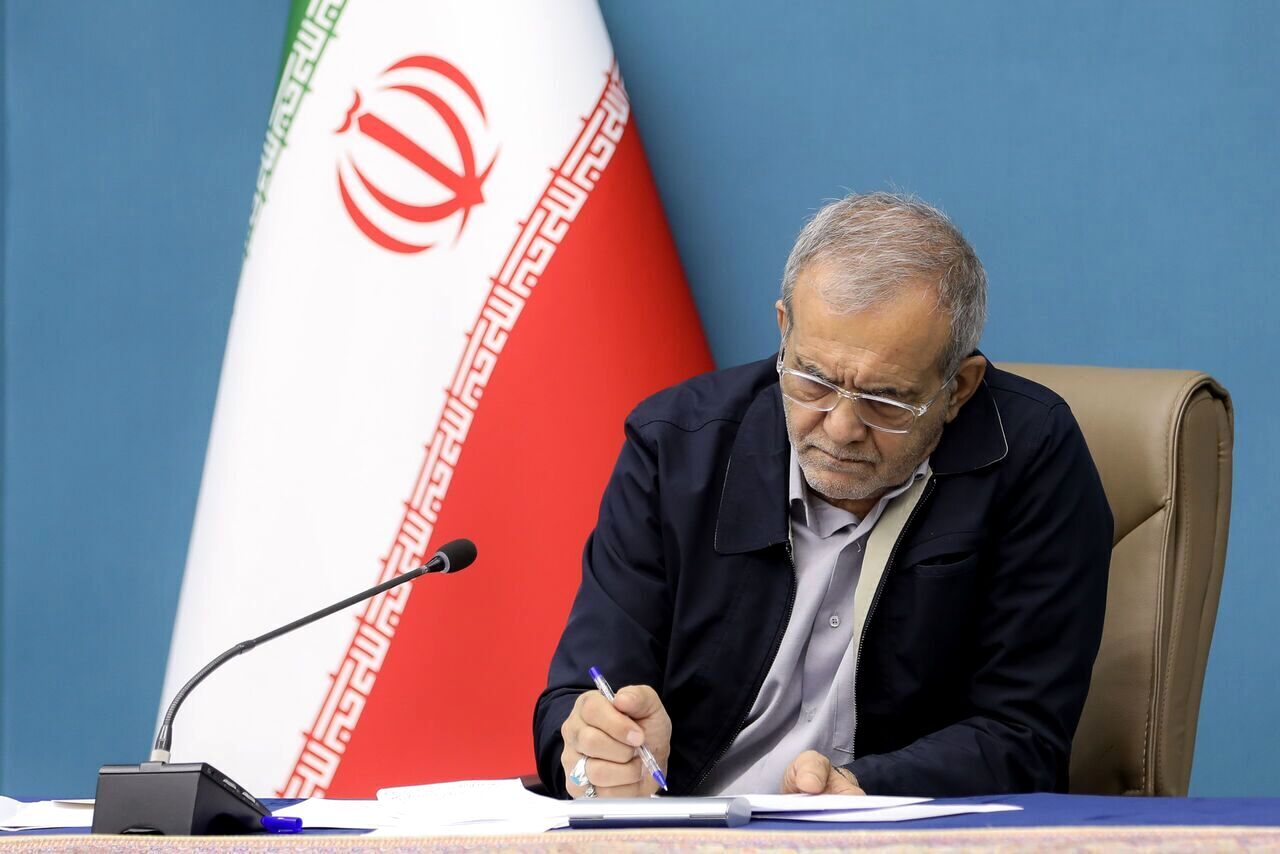 پیام تبریک رئیس‌جمهور به مناسبت قهرمانی‌های تیم المپیک دانش‌آموزی