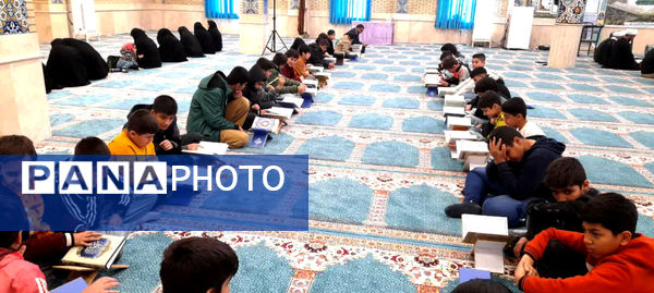 آیین اختتامیه مسابقات قرآنی چلچراغ آیه‌ها در شهرستان دره‌شهر