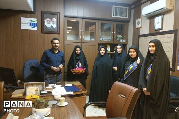 تقدیر از زحمات مسئولان اداره کل شهرستانهای استان تهران به مناسبت هفته سلامت روان