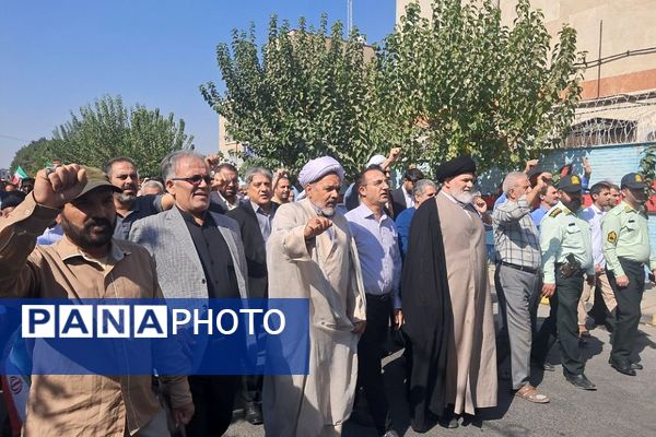 همبستگی مردم ولایتمدار نسیم‌شهر در راهپیمایی علیه رژیم صهیونیستی