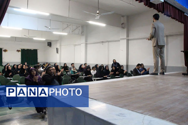 گردهمایی سفیران سلامت متوسطه اول و دوم مدارس یزد