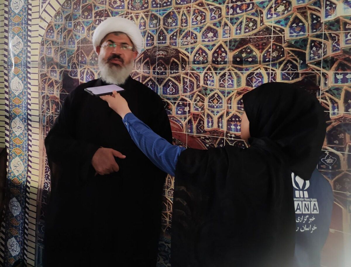 رفتار خوب عوامل اجرایی نماز جمعه سبب جذب نوجوانان به این مراسم می شود